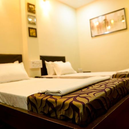Hotel Mm Guwahati Esterno foto