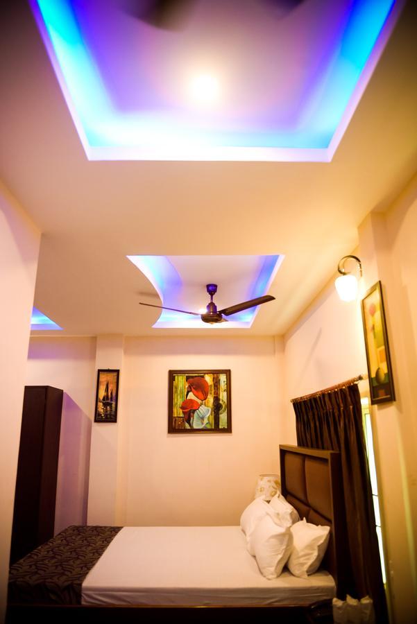 Hotel Mm Guwahati Esterno foto