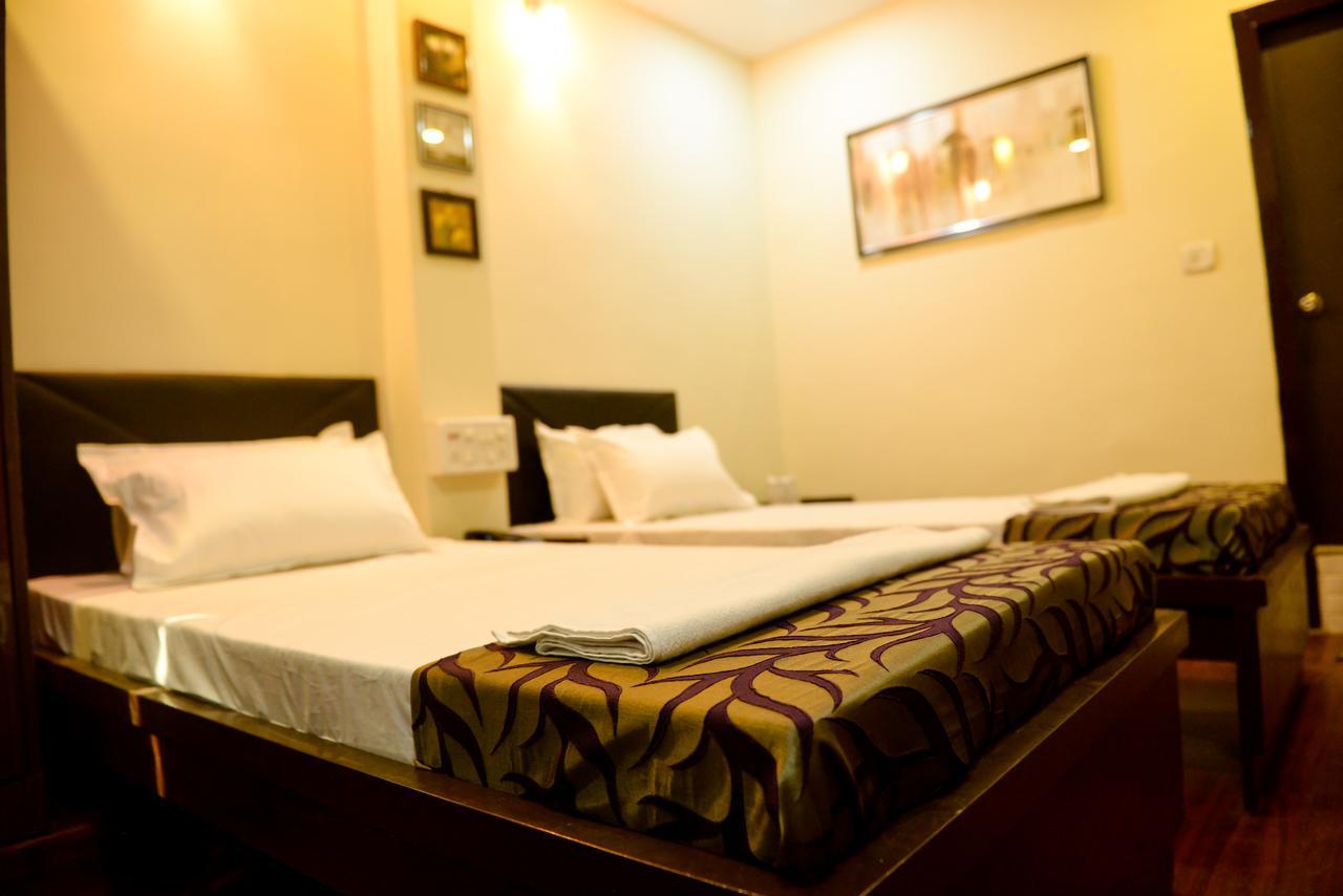 Hotel Mm Guwahati Esterno foto