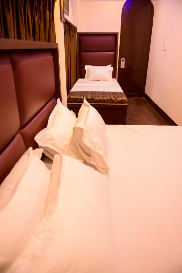 Hotel Mm Guwahati Esterno foto